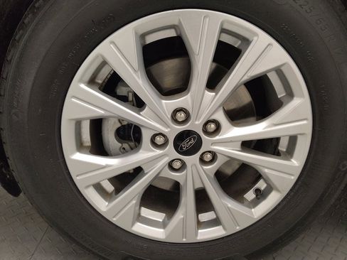 Used 2023 Ford Escape Active image 31