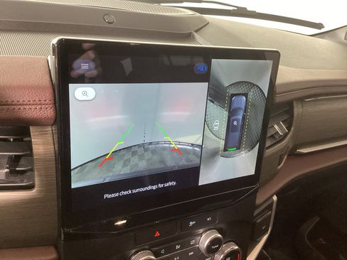 Used 2022 Ford Expedition Max Limited image 33