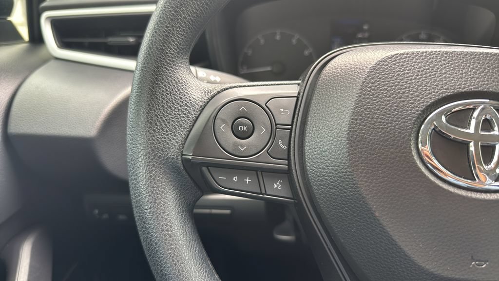 Used 2024 Toyota Corolla LE FWD image 18