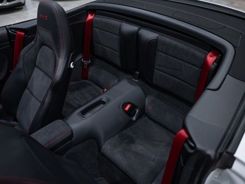 Used 2018 Porsche 911 Carrera GTS RWD image 26
