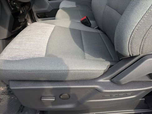 New 2026 Ford F250 XLT w/ FX4 Off-Road Package image 4