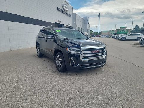Used 2023 GMC Acadia SLT w/ Preferred Package AWD/4WD image 8