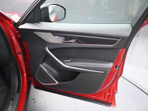 New 2026 Jaguar F-PACE R-Dynamic S image 9