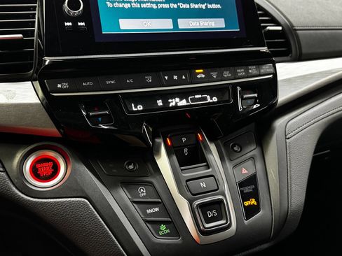 Used 2025 Honda Odyssey EX-L image 19