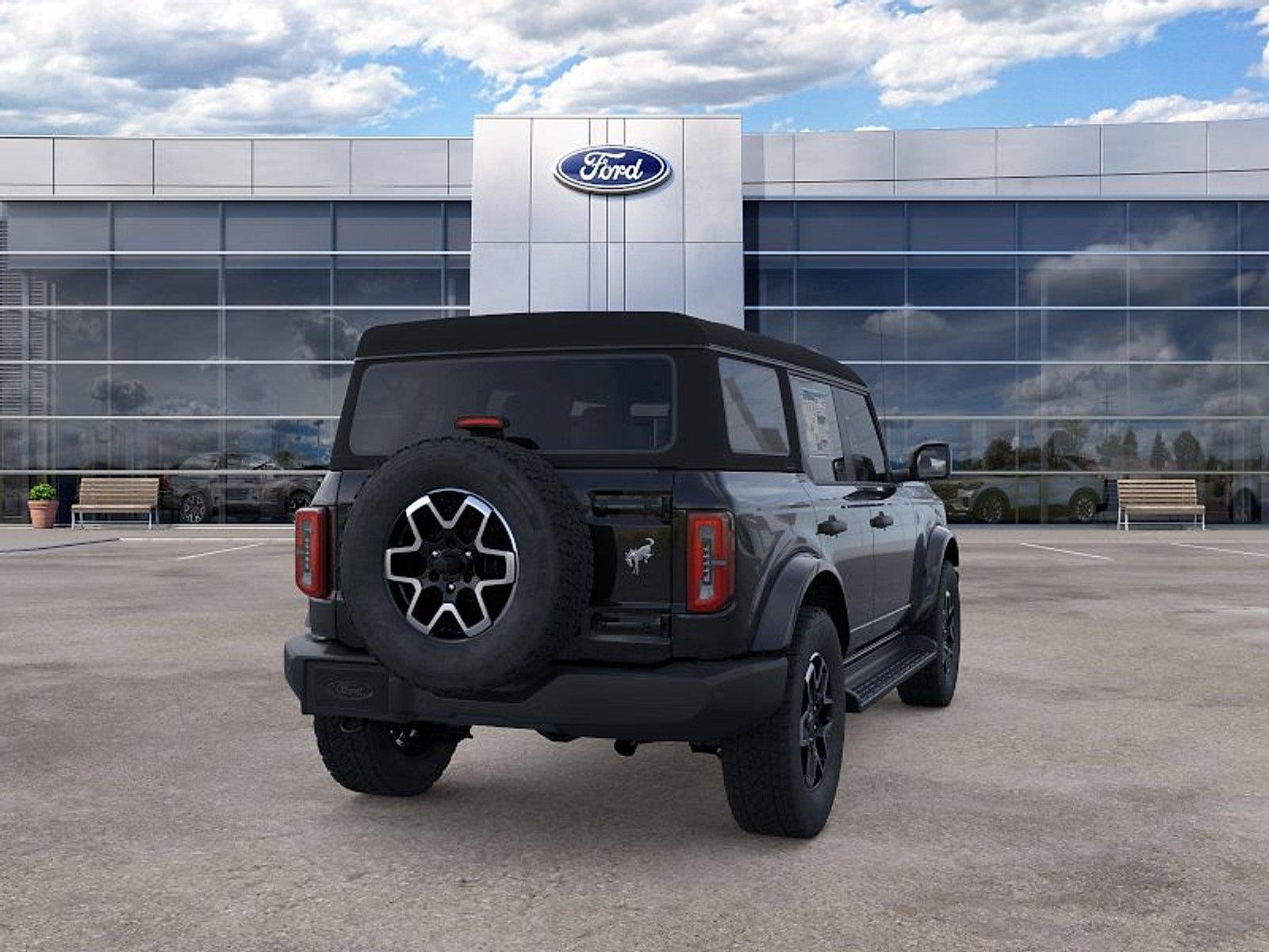 New 2026 Ford Bronco Outer Banks AWD/4WD image 8