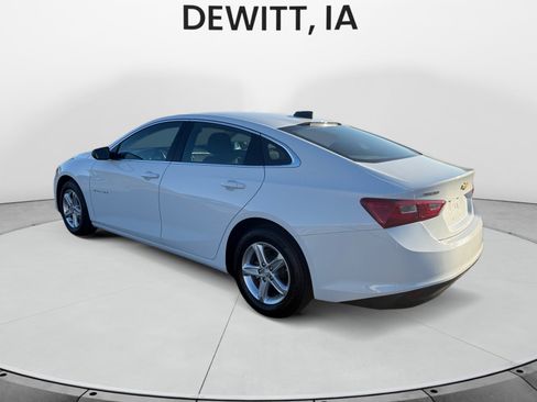 Used 2023 Chevrolet Malibu LS image 3
