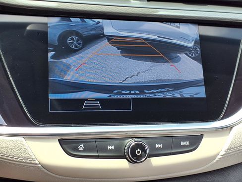 Used 2023 Buick Encore GX Preferred w/ Cold Weather Comfort Package FWD image 7