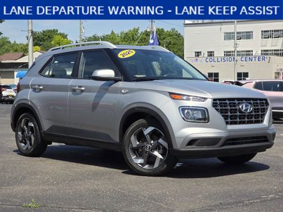 Used 2025 Hyundai Venue SEL