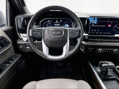Used 2024 GMC Sierra 1500 SLT w/ SLT Premium Plus Package AWD/4WD image 5