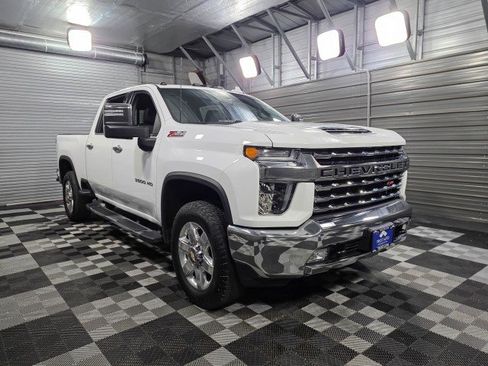 Used 2022 Chevrolet Silverado 3500 LTZ image 4