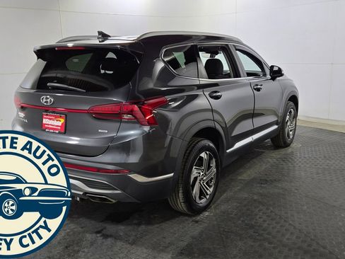 Used 2022 Hyundai Santa Fe SEL w/ Convenience Package image 10
