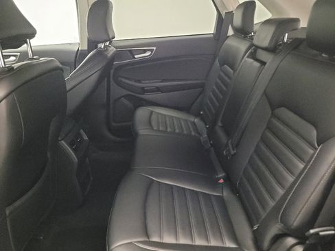 Used 2024 Ford Edge SEL image 18