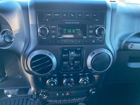 Used 2017 Jeep Wrangler Unlimited Sport w/ Quick Order Package 24S image 20