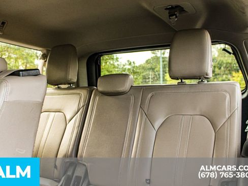 Used 2023 Ford Expedition Max Limited image 19