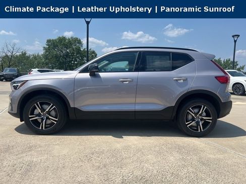 New 2026 Volvo XC40 B5 Plus image 4