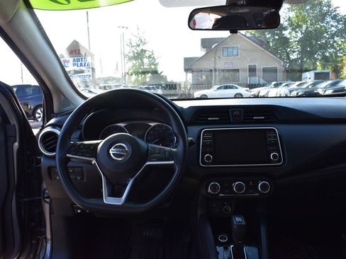 Used 2020 Nissan Versa S image 11