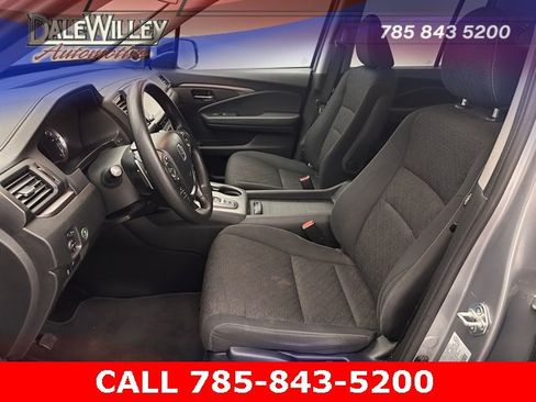 Used 2023 Honda Ridgeline Sport image 17