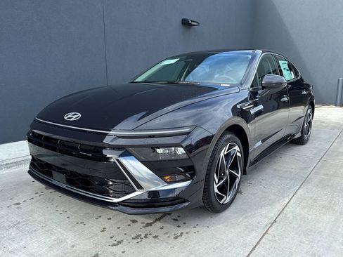 New 2026 Hyundai Sonata SEL image 1