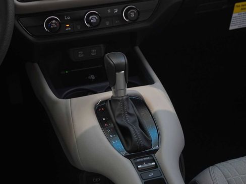New 2027 Honda HR-V LX image 19