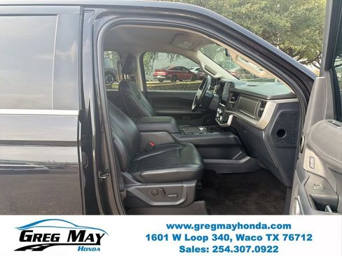 Used 2023 Ford Expedition XLT RWD image 10