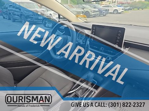 Used 2020 Toyota Corolla LE FWD image 10