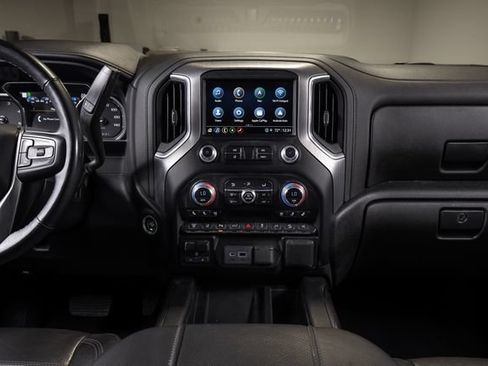 Used 2023 GMC Sierra 2500 Denali w/ Denali Ultimate Package AWD/4WD image 33