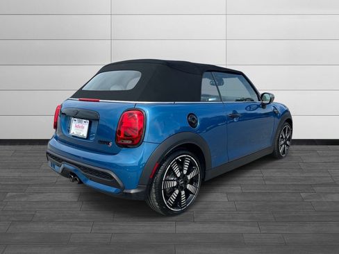 Used 2024 MINI Cooper S FWD image 3