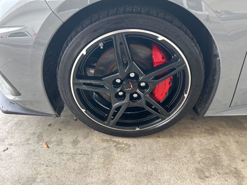 Used 2025 Chevrolet Corvette Stingray w/ Z51 Performance Package image 16