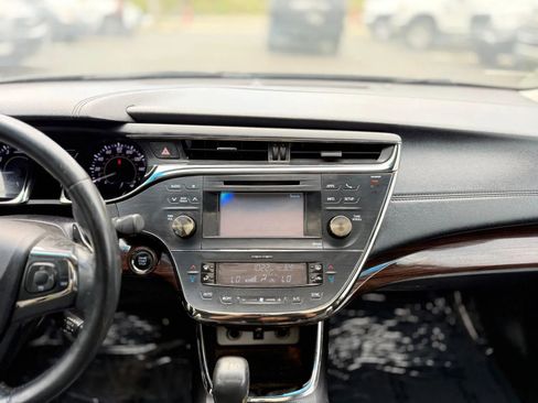 Used 2014 Toyota Avalon XLE Touring FWD image 18
