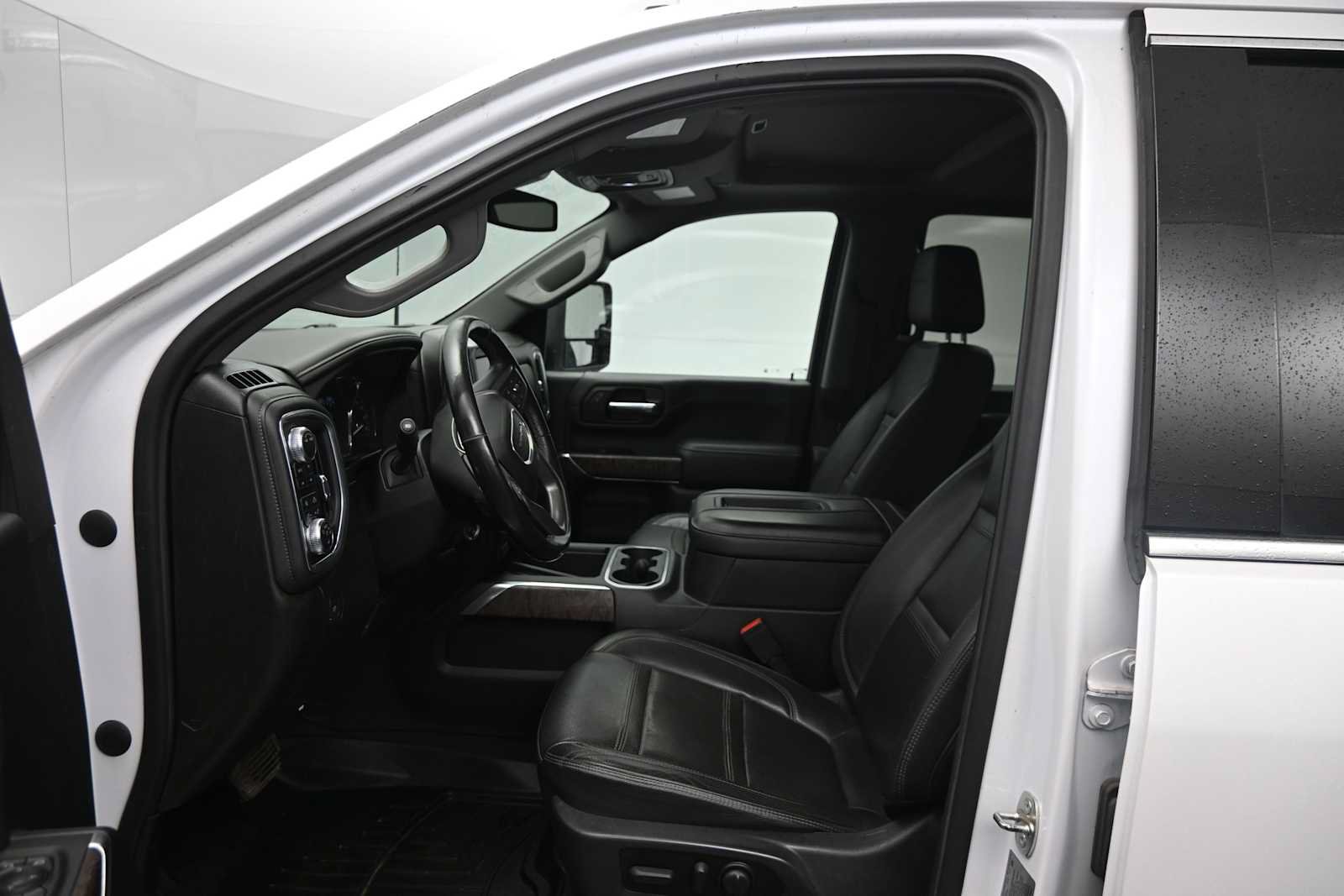 Used 2022 GMC Sierra 3500 Denali AWD/4WD image 12