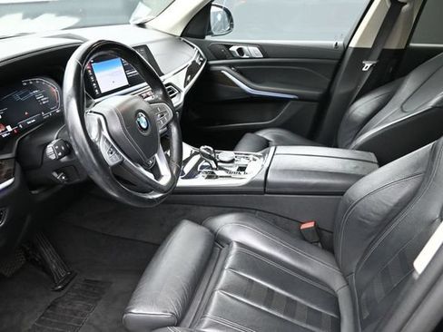 Used 2021 BMW X7 xDrive40i w/ Parking Assistance Package AWD/4WD image 19