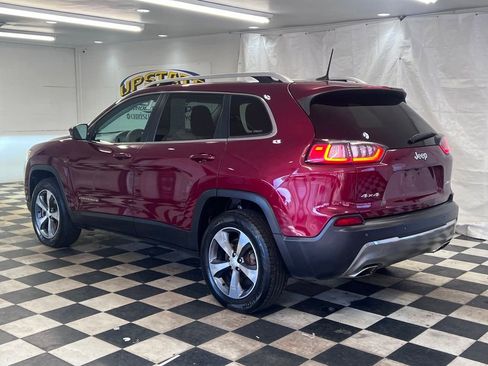 Used 2019 Jeep Cherokee Limited image 10