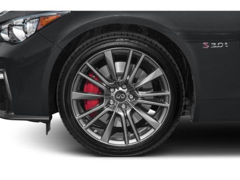 Used 2018 INFINITI Q50 Red Sport 400 w/ Sensory Package (Sport) AWD/4WD image 14
