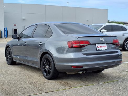 Used 2018 Volkswagen Jetta S image 3