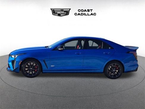 New 2026 Cadillac CT4 V Blackwing w/ Carbon Fiber 1 Package image 8