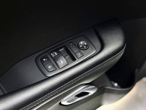 Used 2022 Dodge Challenger R/T w/ Blacktop Package image 13