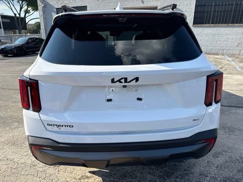 Used 2025 Kia Sorento SX Prestige AWD/4WD image 4