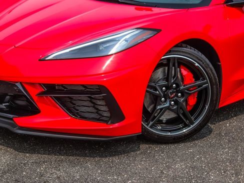 Used 2022 Chevrolet Corvette Stingray Premium Cpe w/ Z51 Performance Package RWD image 42