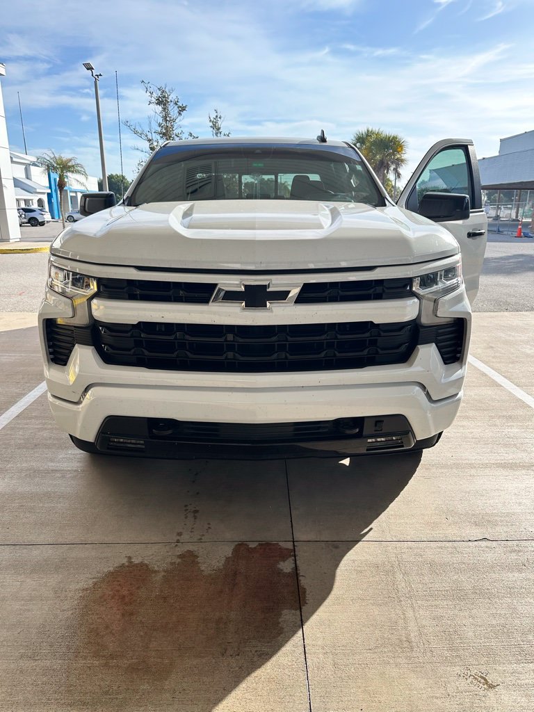 Used 2023 Chevrolet Silverado 1500 RST w/ Convenience Package II AWD/4WD image 1