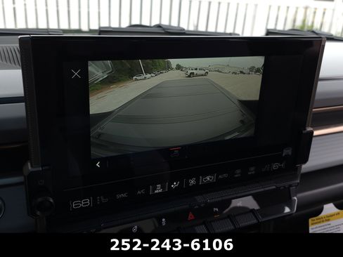 Used 2025 GMC Hummer EV 3X AWD/4WD image 29