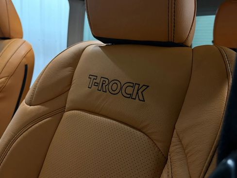 Used 2024 Jeep Wrangler Unlimited w/ LED Headlamp & Fog Lamp Group image 45