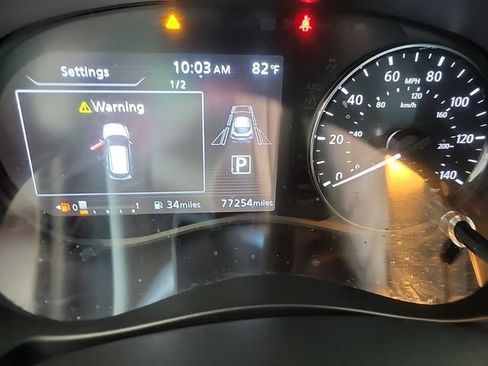 Used 2021 Nissan Kicks SR w/ SR Premium Package FWD image 6