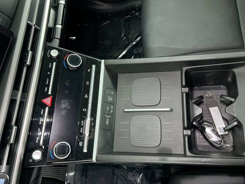 Used 2024 Hyundai Santa Fe SEL FWD image 23