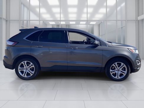 Used 2015 Ford Edge Titanium image 7
