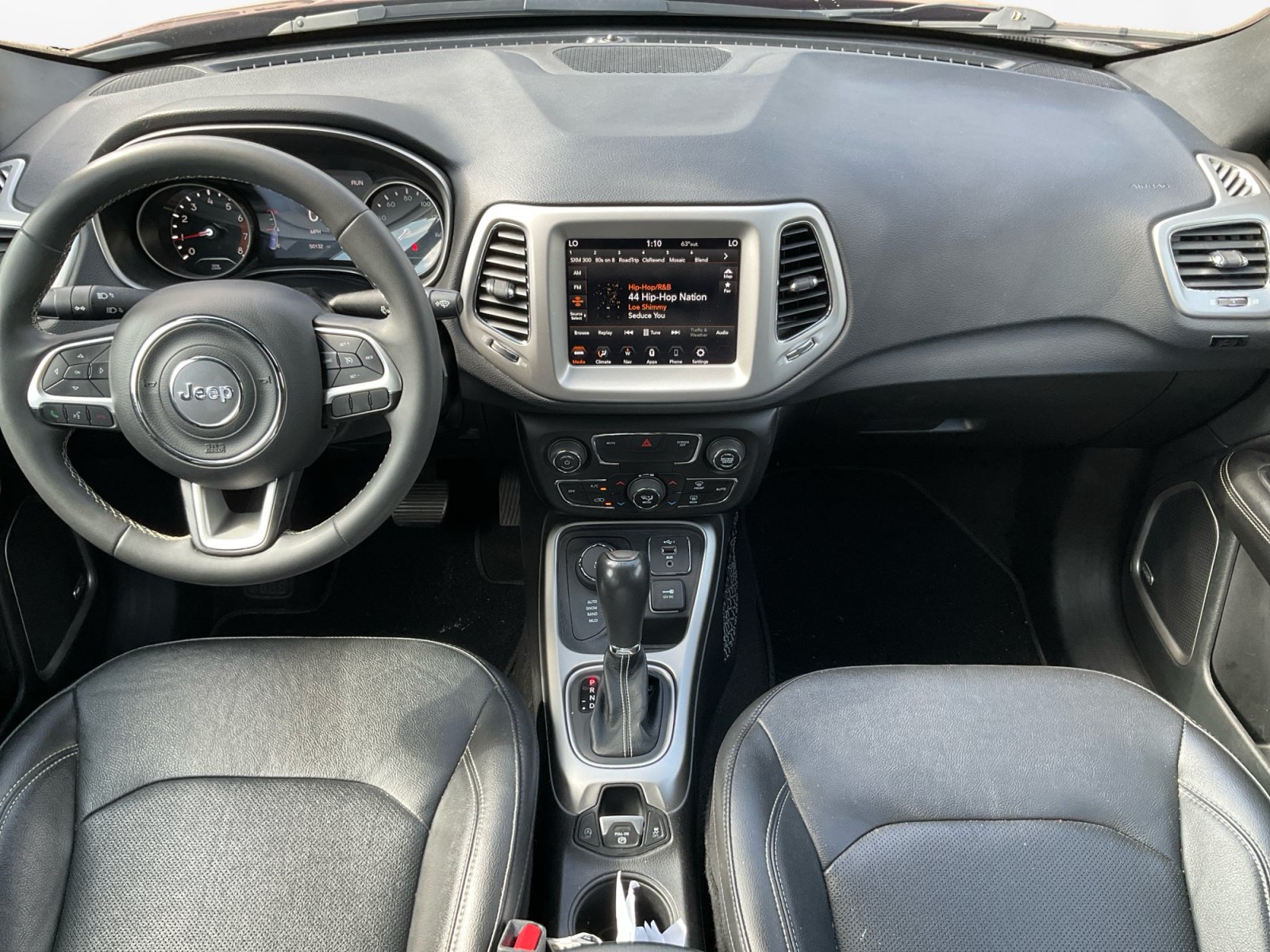 Used 2021 Jeep Compass Latitude w/ Sun and Sound Group AWD/4WD image 11