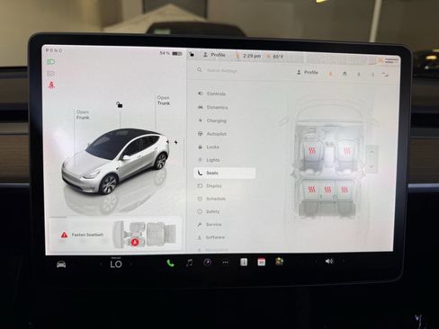 Used 2022 Tesla Model Y Long Range AWD/4WD image 15