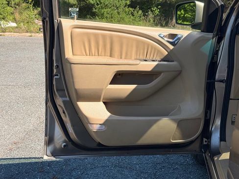 Used 2008 Honda Odyssey EX-L image 16