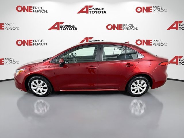 Certified 2025 Toyota Corolla LE FWD image 5