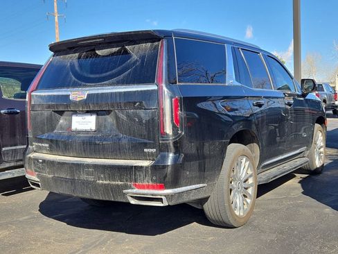 Used 2021 Cadillac Escalade Premium Luxury image 4