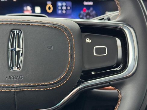 New 2025 Lincoln Navigator L Black Label image 22